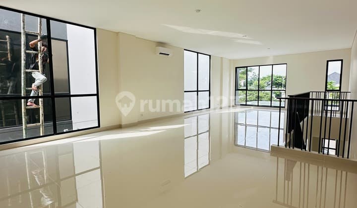 Investasi Bisnis Menjanjikan Ruko 3 Lantai di Area Premium Gs!