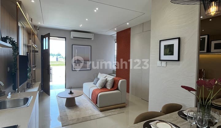 Khusus Awal Bulan! Rumah Baru 2 Lantai Selangkah Stasiun 1M-An