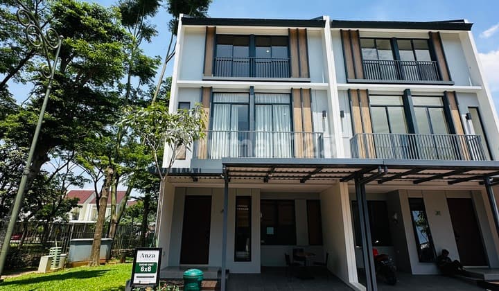 Cocok untuk Keluarga Milenial! Rumah 3 Lantai Luas 96 Meter SHM!