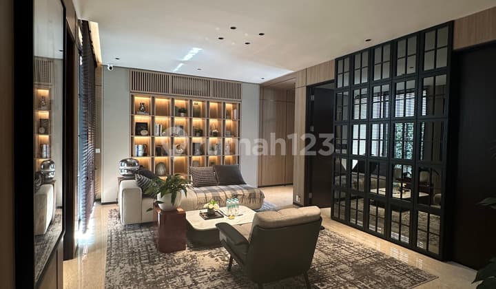 Family Dream House, Spacious 232 Meters Prime Location!