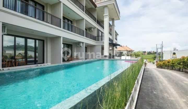 Hotel 5 Lantai Fasilitas Lengkap di Canggu