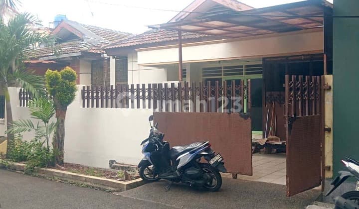 Rumah Taman Meruya Kembangan Jakarta Barat