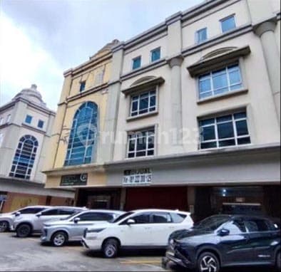 Ruko Business Park Kencana Tower Kebon Jeruk Jakarta Barat
