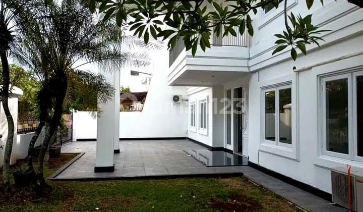 Special Ready-to-Occupy Intercon House in Srengseng, West Jakarta