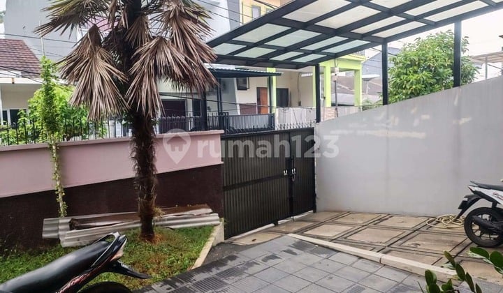 Beautiful Minimalist House in Bojong Indah, Cengkareng, West Jakarta