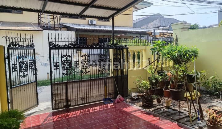 Flood-Free Ready to Occupy House Bojong Persada West Jakarta