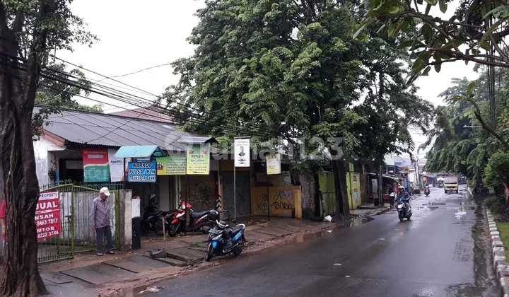 Residential House and 4 Stalls in North Kembangan, West Jakarta
