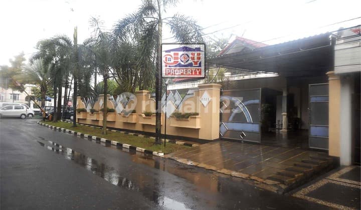 Rumah Asri Taman Alfa Indah Blok F7 No 1 Joglo Jakarta Barat