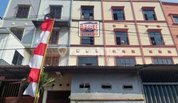 Strategic Shop House on Pengukiran Street, Pekojan, Tambora, West Jakarta