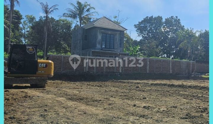 Jogja Gamping Land Villa 5 Minutes from Ps Ambarketawang Freehold Title