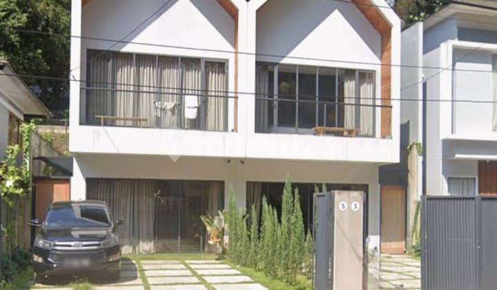 Dijual Villa Mewah 2 Tingkat di Jl Tirtasari Sarijadi Bandung