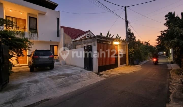 Jual Rumah Mewah Furnished Siap Huni 300Meter Dari Main Road di Ujung Berung Bandung