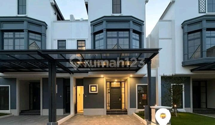 Rumah 3 Lantai Gadung Serpong. Bonus 7 Buah Ac. Rumah Nyaman dan Bagus