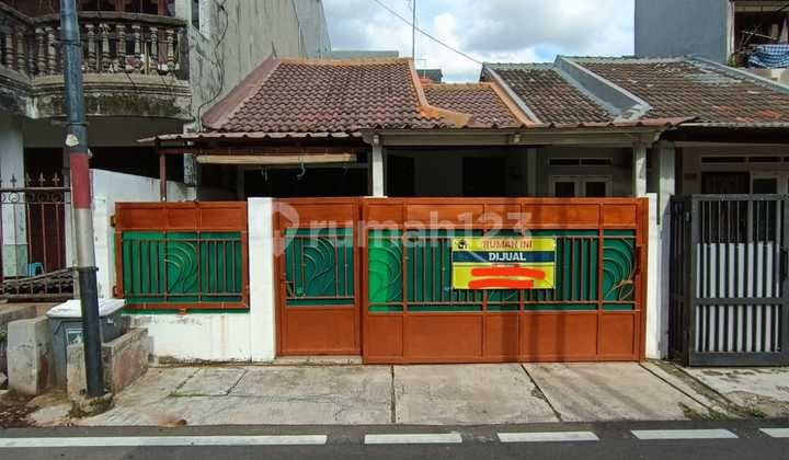 Affordable 1-Story House in DKI Plot, Pondok Kelapa, East Jakarta