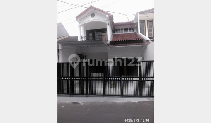 Rumah Baru Renovasi 2 Lantai Dalam Komplek Pondok Bambu Duren Sawit