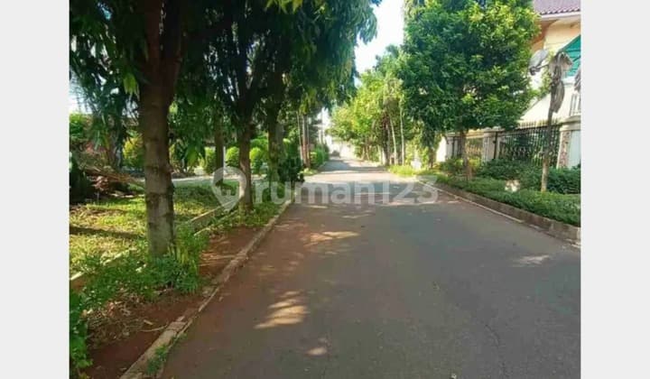 Tanah 280 m2 SHM Posisi Hook di Komplek Pondok Kelapa, Jakarta Timur