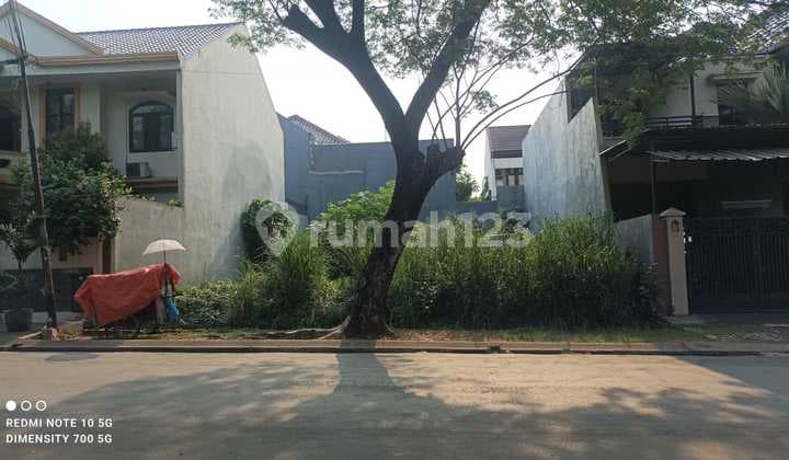 Land 240 m2 on Jalan Boulevard Puri Gading Jatiwarna, Bekasi