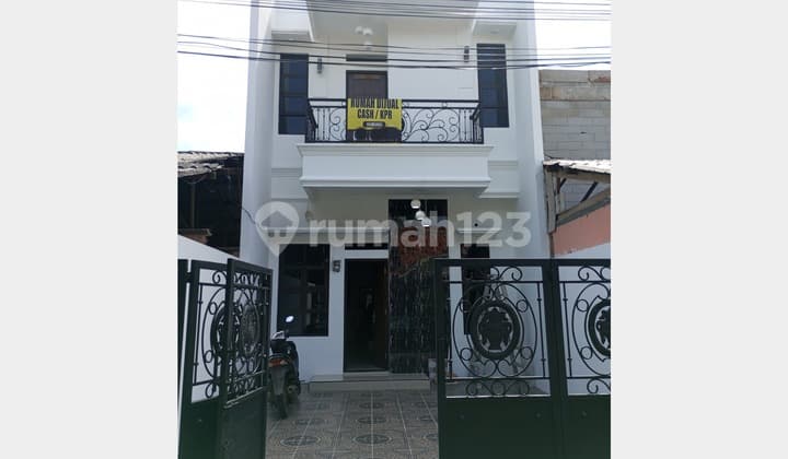 Bebas Banjir, Rumah Baru 2 Lantai di Kalisari Cijantung Jakarta Timur