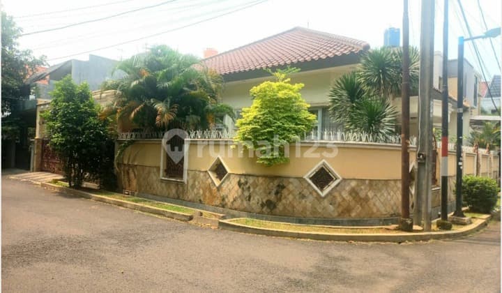 Rumah Murah Siap Huni Posisi Hook di Komplek Billymoon Pondok Kelapa