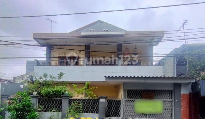 Dijual Rumah 2 Lantai Daerah Tambora Pinggir Jalan Dekat Pasar
