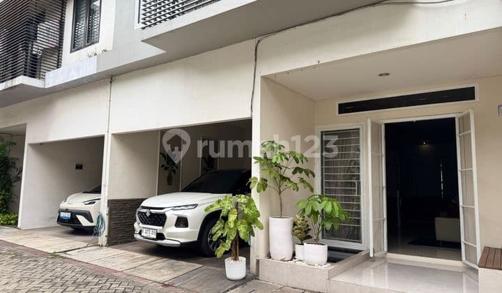 :Fire:*Wah Murah Banget*:Fire:*Wts - Dijual Rumah di Taman Menteng - Jaksel. Full Renov Siap Pakai*