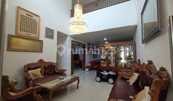 Dijual ‼️Rumah 2 Lantai di Pondok Aren*Berikut Klinik Kecantikan*