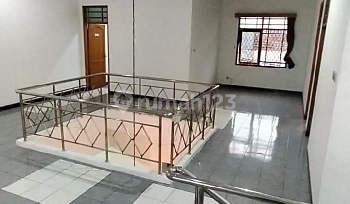 Rumah 2 Lantai Siap Huni Di Sayap Jl. Bkr Bandung