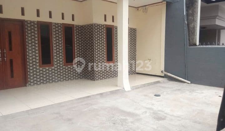 Rumah Minimalis 1 Lantai Sayap Pungkur - Ramdhan Rumah Bagus SHM di Jl. Moch. Ramdan, Balonggede, Kec. Regol, Kota Bandung, Jawa Barat, Pungkur