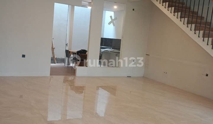 Dijual Rumah Baru Strategis 2 Lantai Sayap Buahbatu