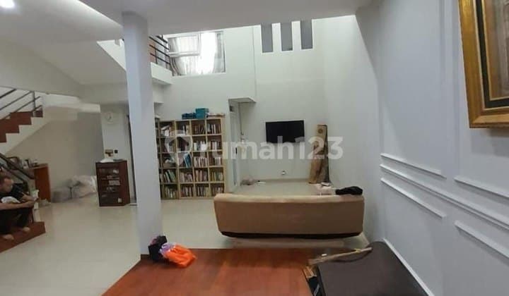 Rumah Nyaman Siap Huni di Komplek Pelangi One Gate System Antapani Area