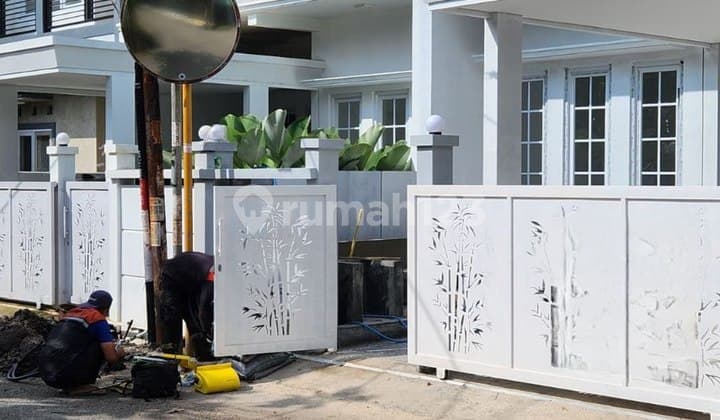 Rumah Bangunan Baru di Margahayu Raya Konsep American Classic