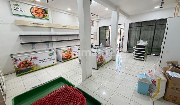 Ruang Usaha di Pinggir Jalan Area Bkr Dkt Moch Ramdan
