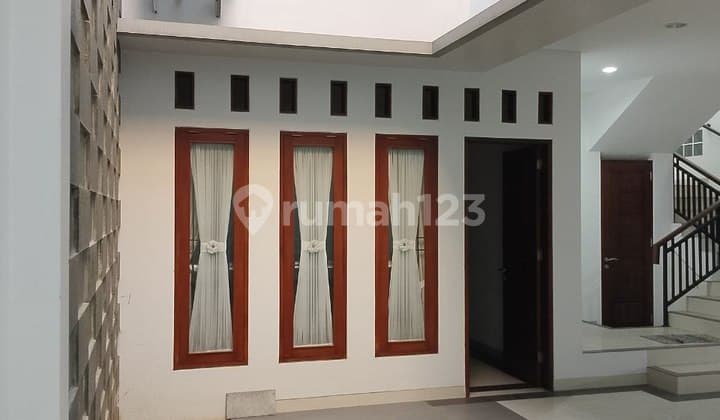 Rumah Lux Minimalis Siap Huni di Komplek Srimahi Baru Bkr