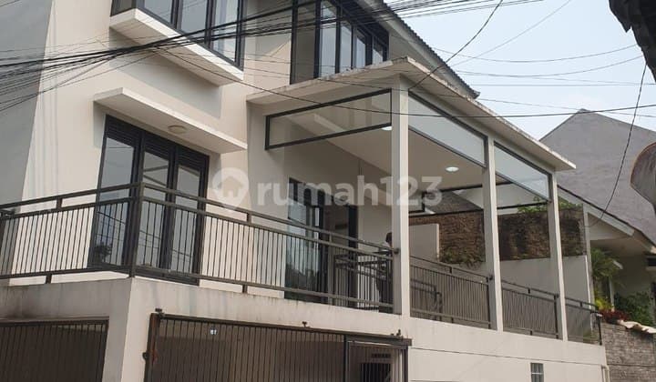 Rumah 2 Lantai Baru Renovasi Sariwangi Regency Cihanjuang