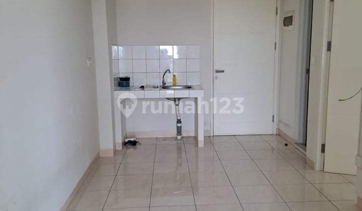 Sewa Murah Apartmen Springlake Bekasi 2 Kamar Kosongan