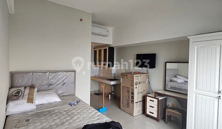 Disewakan Unit Studio Semi Furnish Tower Fresia Summarecon Bekasi