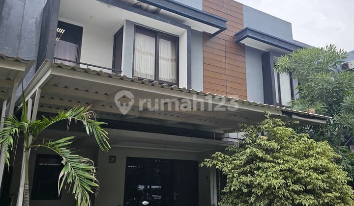 Dijual Cepat Rumah 2 Lantai Full Furnished Kingspoint Bekasi
