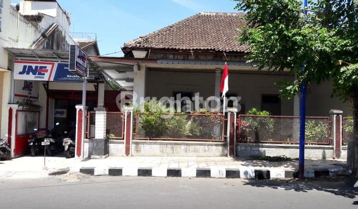 HOUSE IN CENTRAL MAGELANG - CENTRAL JAVA