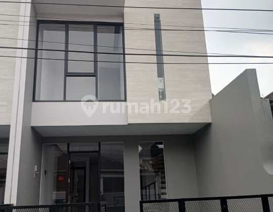 Dijual Rumah Tinggal Nyaman di Leuwisari