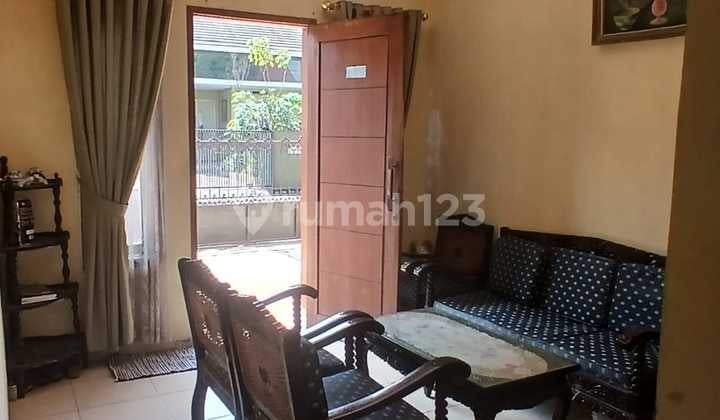Dijual Rumah Nyaman dan Asri di Daerah Cisaranten - Arcamanik