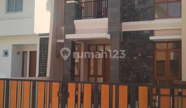 Dijual Rumah Bangunan Baru Eksklusif di Ciwastra Cibolang