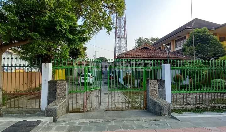 Rumah Lama di Lokasi Premium Pusat Bisnis Cilacap Tengah