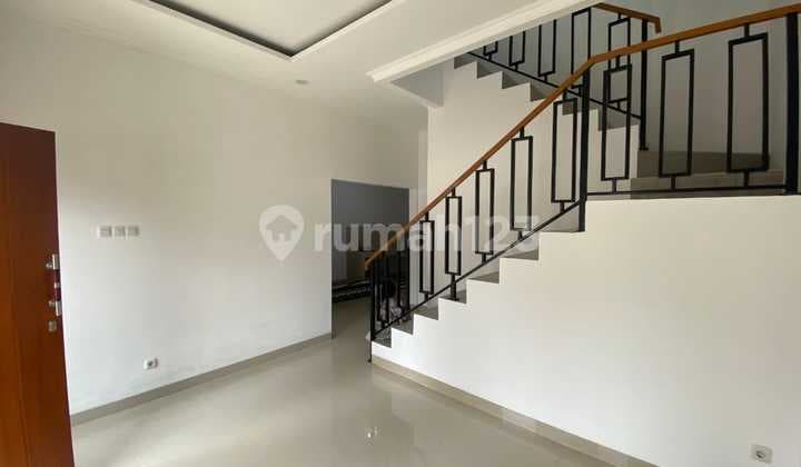 Rumah Baru Hook di Arcamanik Bandung
