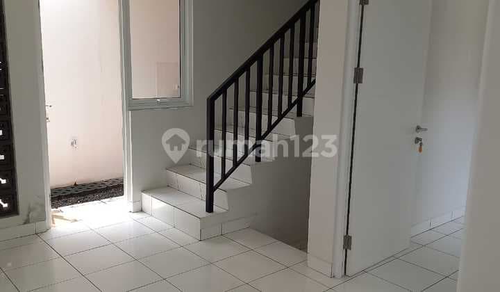 Rumah Terawat Siap Huni Cluster Dayana Summarecon Bandung