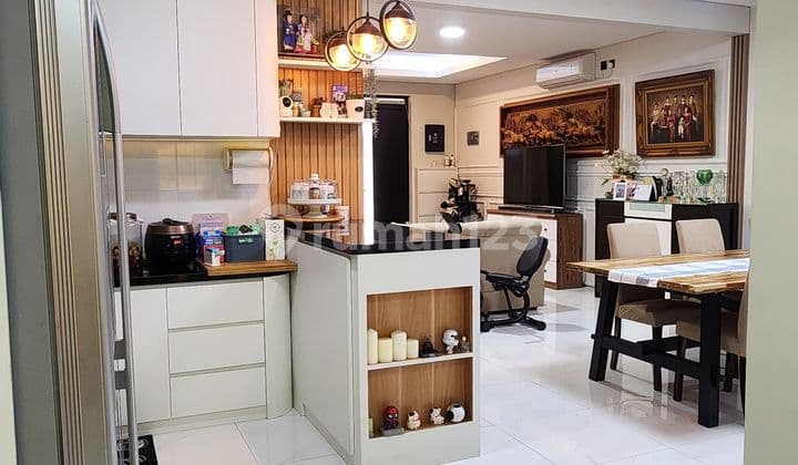 Rumah Full Furnished yang Manis di Tatar Baru Kotabaru Parahyangan