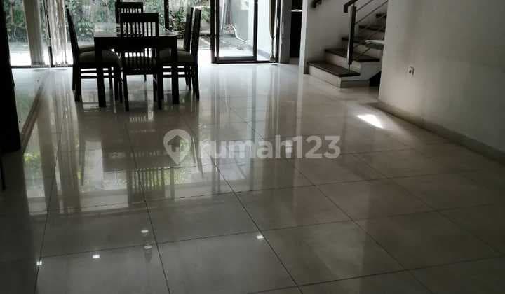 Rumah Modern Dengan Lingkungan Yang Asri Dan Sejuk Di Pondok Hijau