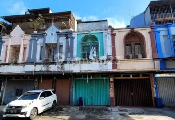 Disewakan Murah Ruko Jakarta Barat 2½ Lantai di Ruko1000 Palem Lestari