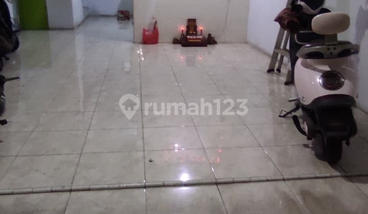 Rumah. 3½ Lantai di Jelambar Jakarta Barat Lokasi Strategis dan Rumah Bebas Banjir, Siap KPR