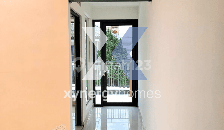 Rumah Baru Minimalis 2 Lantai SHM Cluster Nyaman Aman di Singgasana Pradana Bandung