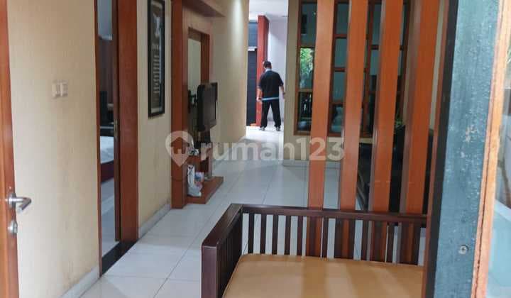 Disewakan Rumah di Mekar Wangi (Moh Toha) Dkt Tollgate Bandung- AC, Wh, Kulkas, 2 TV, -P